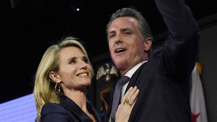 40th Governor of California, Gavin Newsom and his second wife, Jennifer Siebel Married Life ·