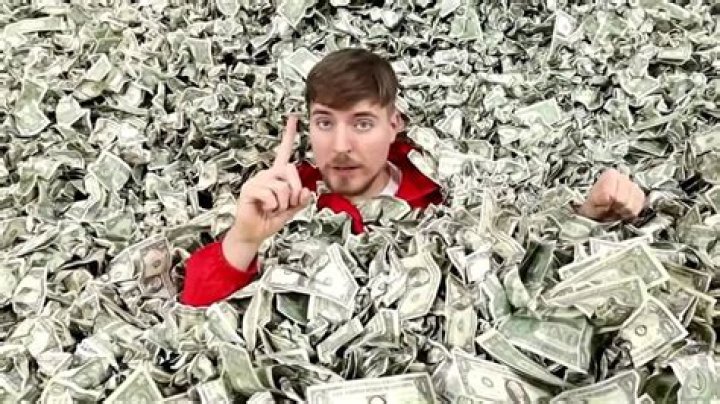 7 million dollars was a lot of $, MrBeast explains why he couldnt run his recent Feastables