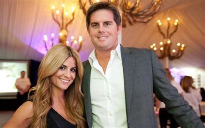 Alison Victoria Wikipedia Age: Husband And Family