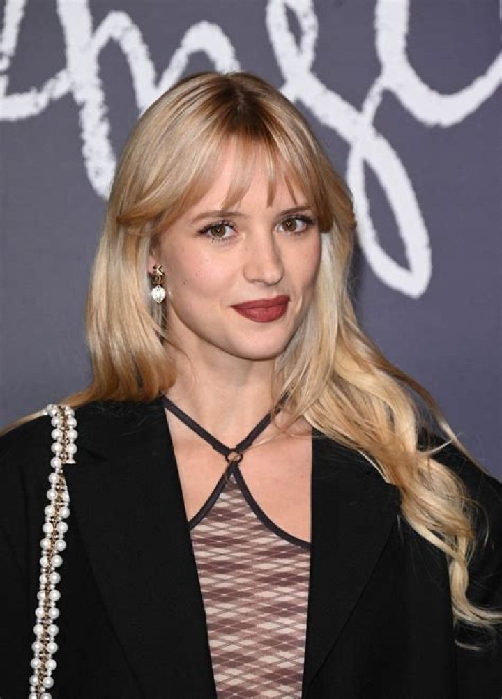 Unveiling The Enchanting World Of Angele Van Laeken: Discoveries And Insights