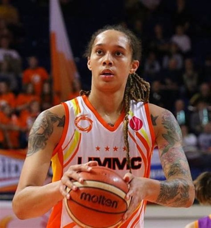 Engaging Insight Into The World Of Brittney Yvette