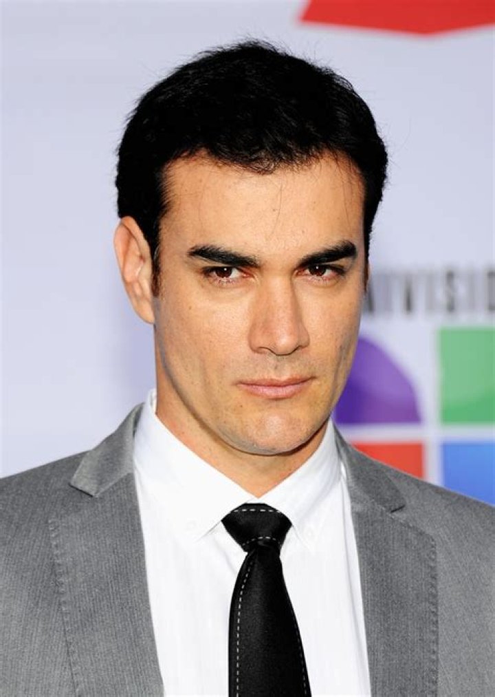 David Zepeda ·