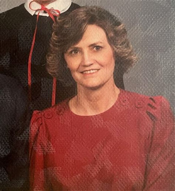 Unveiling Dee Barnes' Age: Discoveries And Insights Guaranteed