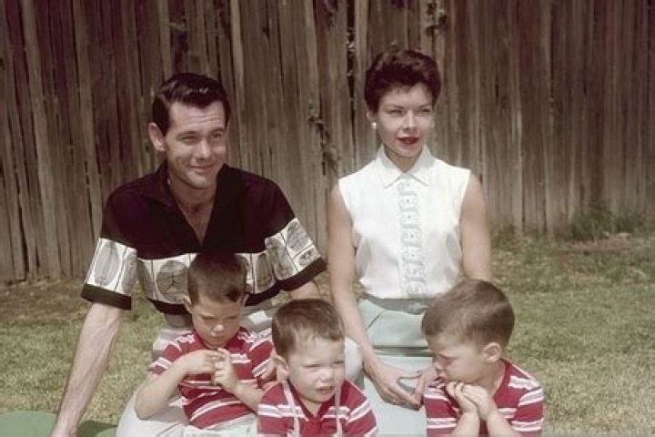 A Deep Dive Into Johnny Carson's Children