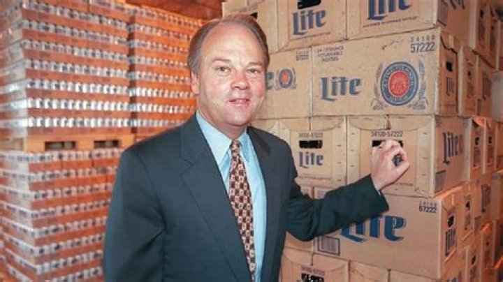 Andrews Distributing Co-Owner Barry Andrews Net Worth 2023? Career Earning Salary And Endorsement