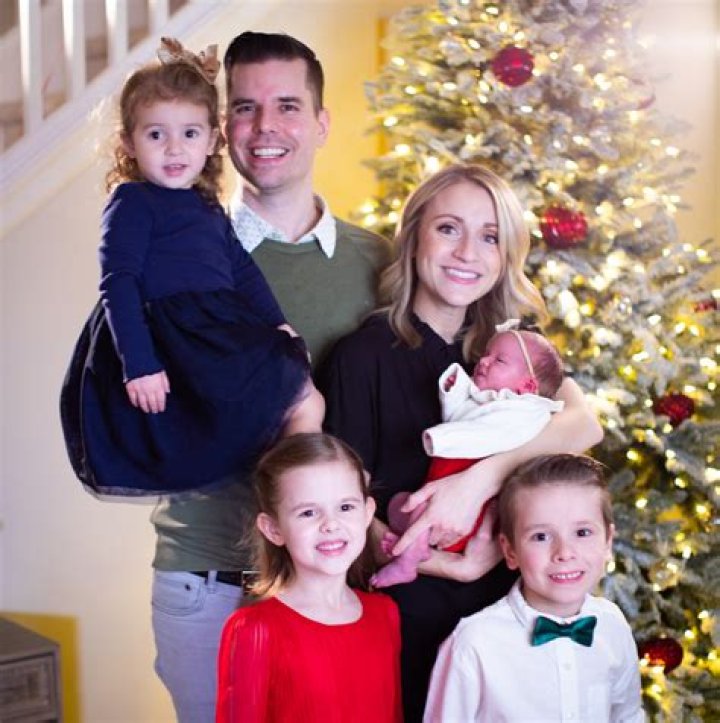 Does Sidney Crosby Have A Family