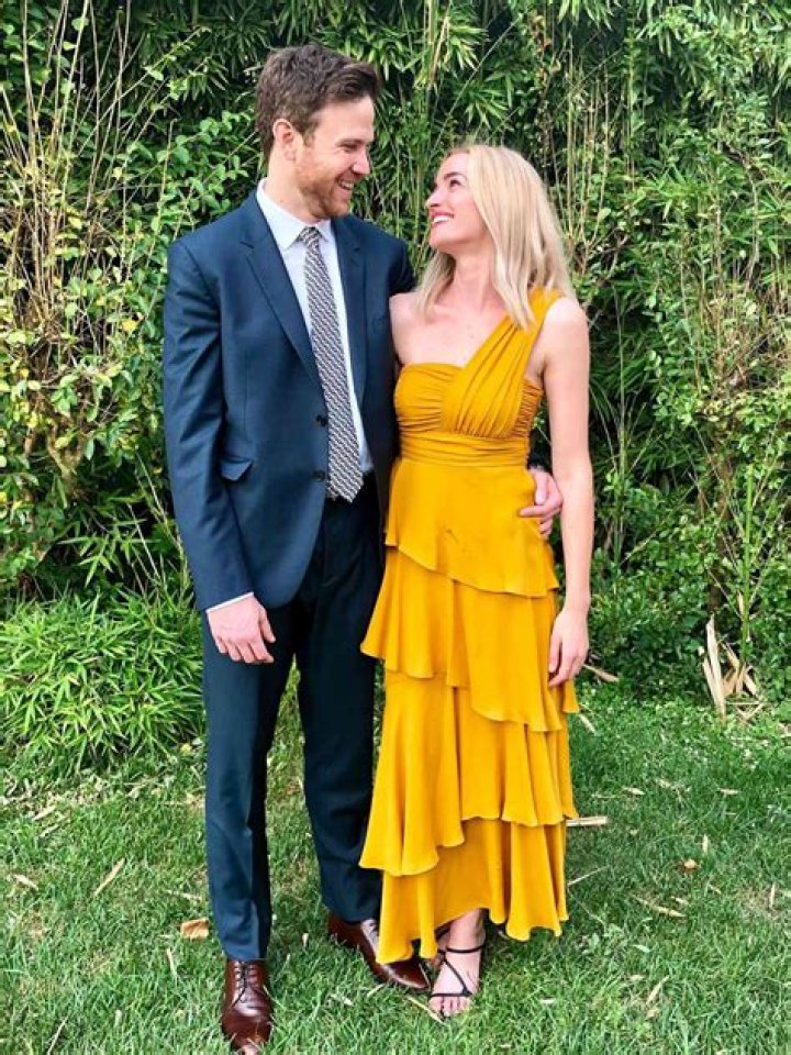 Ginny And Georgia Star Brianne Howey's Married Life! Know Her Husband, Instagram, Wedding, Criminal ·