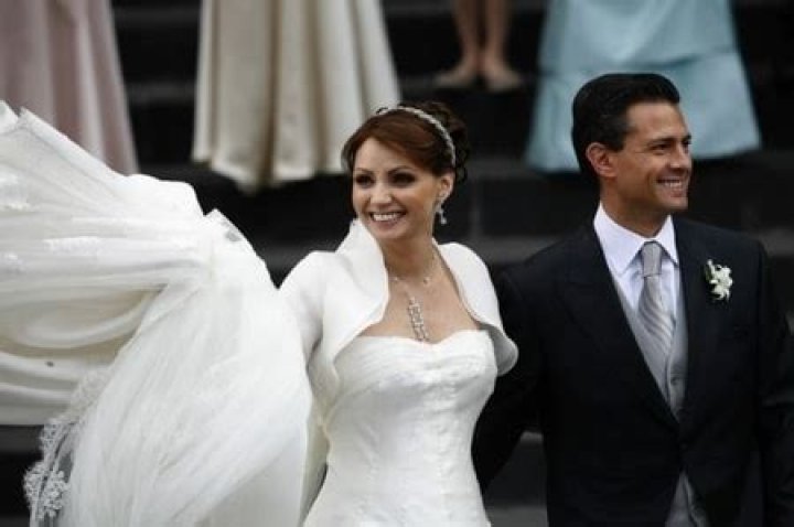 How was Former Mexican President Enrique Pena Nieto Married Life with Late Wife Monica Pretelini? ·