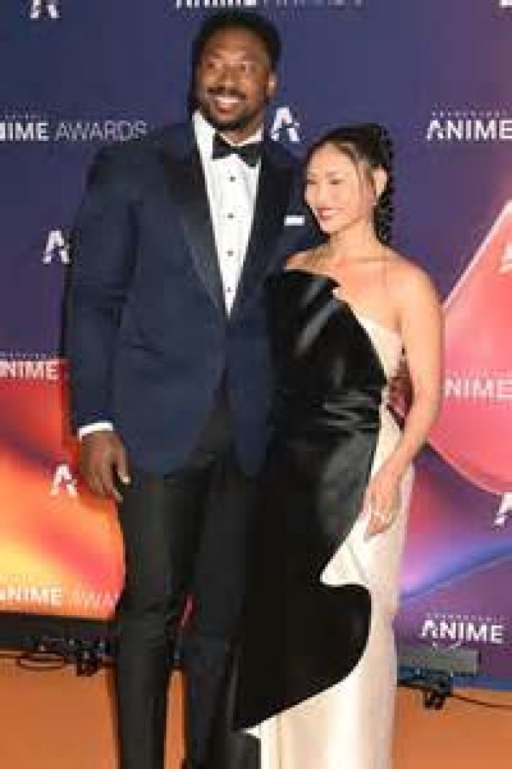 Is Mae White Dating Miles Heizer? Know her Relationship Status ·