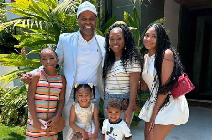 Is Michael Epps From The Chi Related To Mike Epps? Family Details About The Young Actor ·