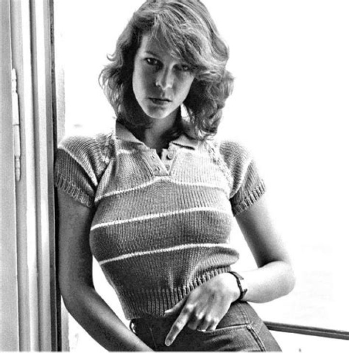 Uncover The Nostalgic Charm: Explore Jamie Lee Curtis's Vintage Photo Collection