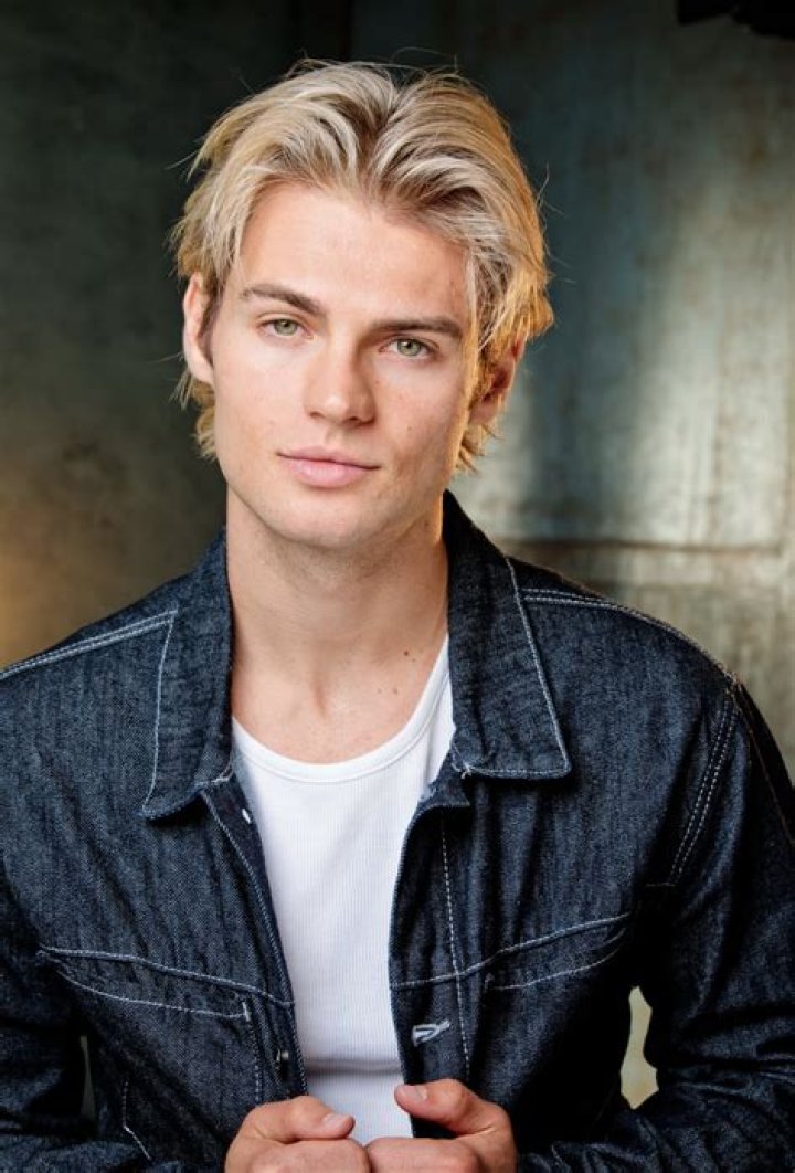 Uncovering The Dynamics And Discoveries