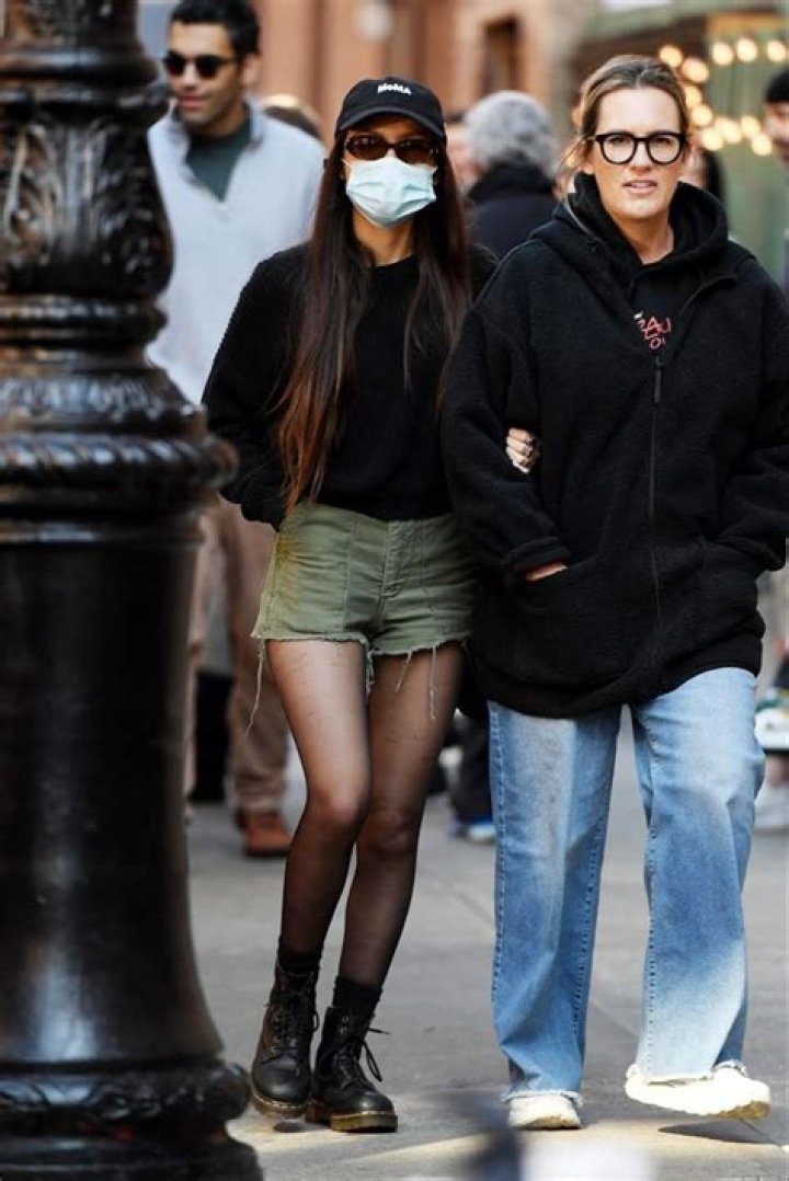 Unveiling The Power Of "olivia Rodrigo Mom Name": Discoveries And Insights