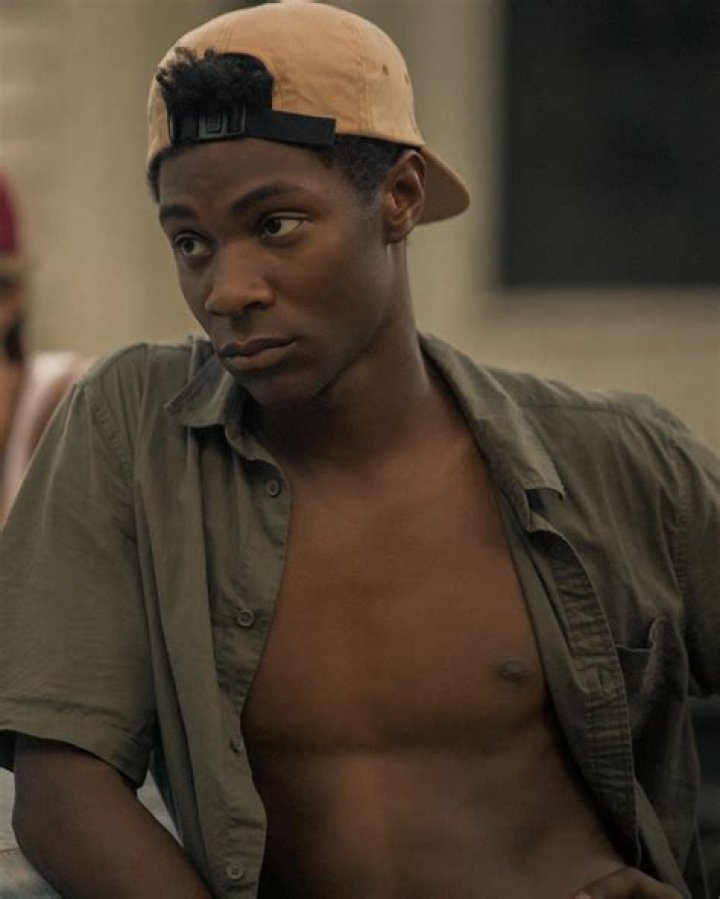 Unveiling The Star Behind Pope From Outer Banks: Exclusive Insights