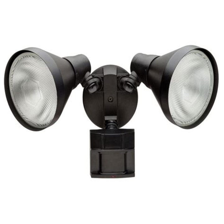 Illuminate Your Outdoors: Exterior Security Light Fixtures