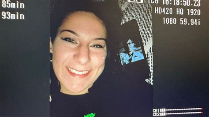 Unveiling The Truth And Impact Of "Taylor Schabusiness Photos"