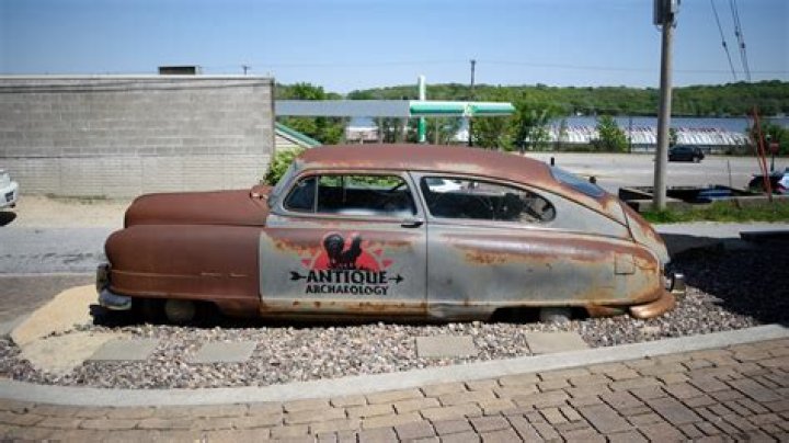The Untold Truth Of The Cast Of American Pickers ·