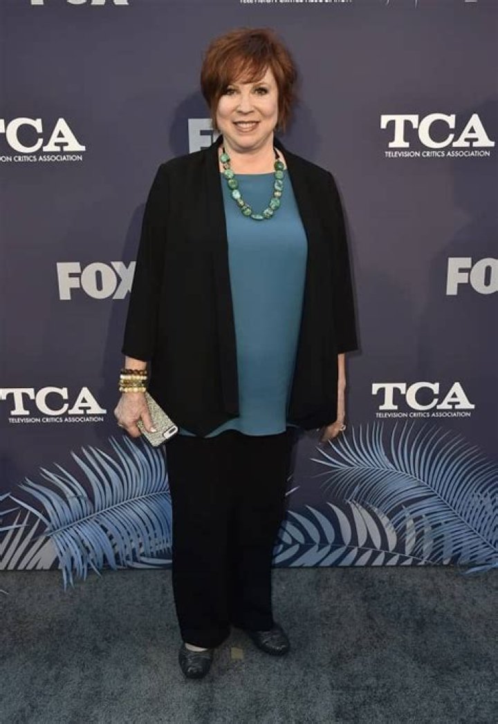 Vicki Lawrence Height, Weight, Net Worth, Age, Birthday, Wikipedia, Who, Nationality, Biography ·