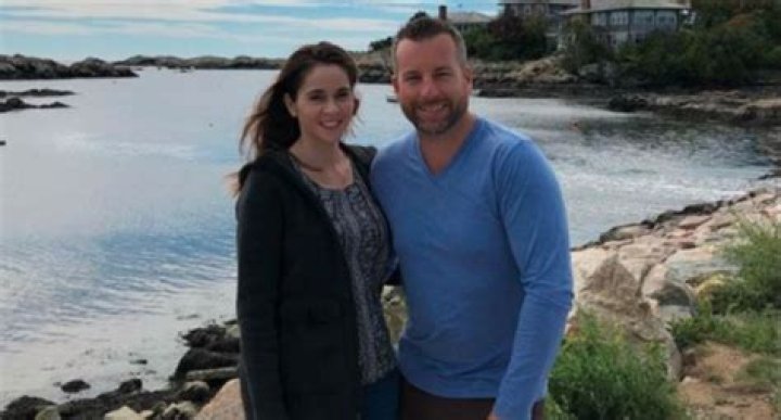 What's Happening in Lucas Congdon's Married Life? Find Amusing Things About His Wife & Children ·