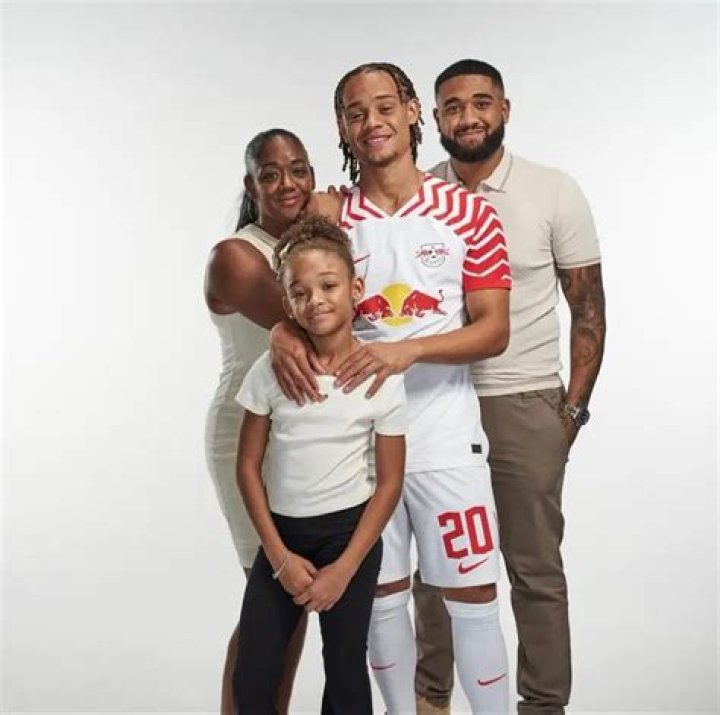 Discover The World Of Regillio Simons And Peggy Simons