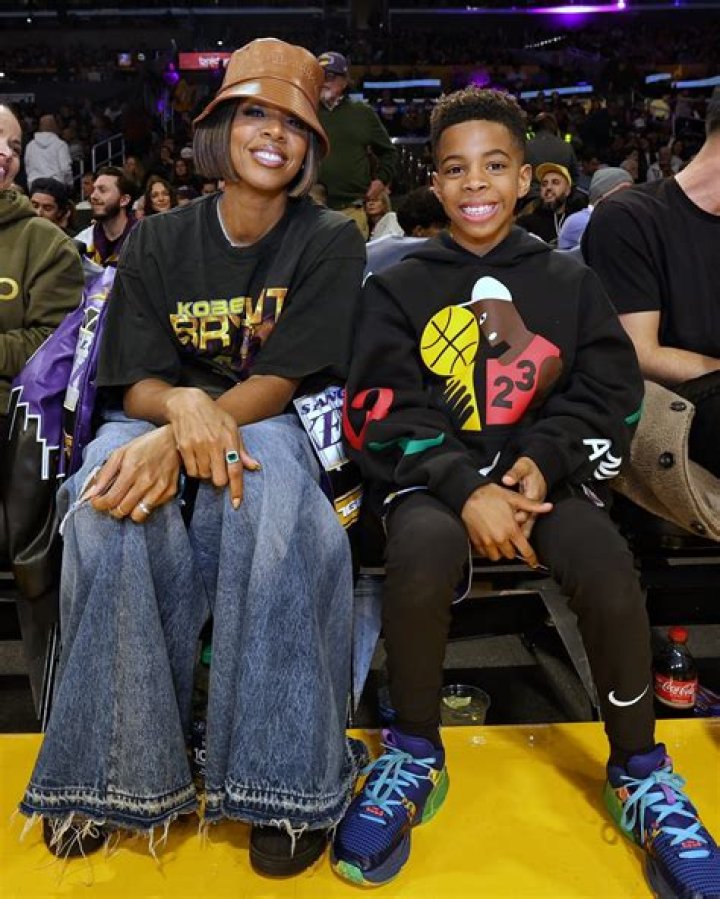 Decoding Kelly Rowland's Son's Physical Similarities To Jay-Z